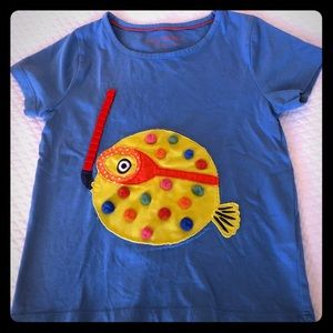 Girls Mini Boden blowfish 🐡 appliqué T-shirt